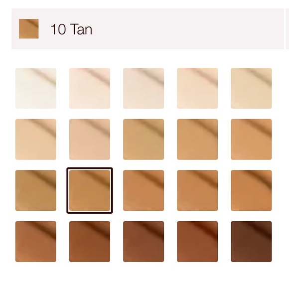 Charlotte Tilbury MAGIC AWAY Concealer - Picture 6 of 8